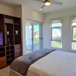 Casa Reyes Stunning Rooftop Oceanview