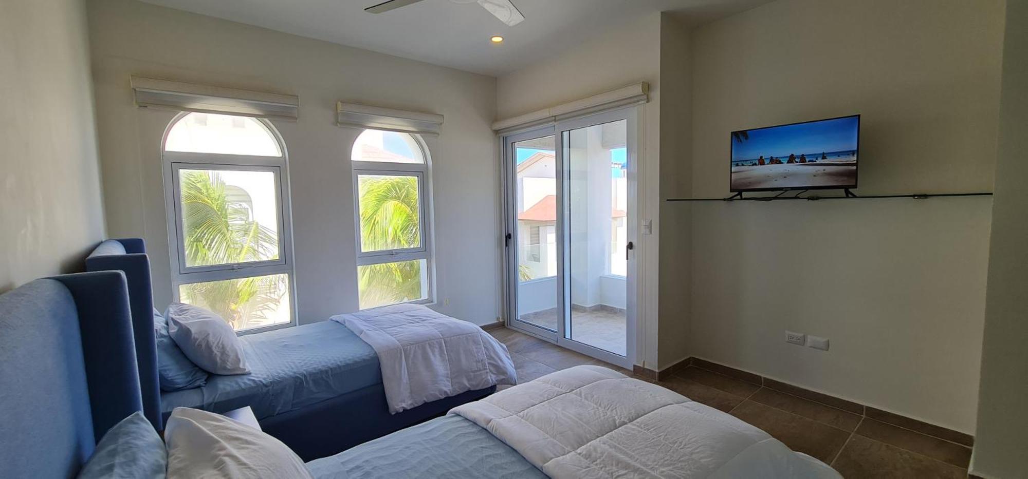 Casa Reyes Stunning Rooftop Oceanview * Isla Mujeres