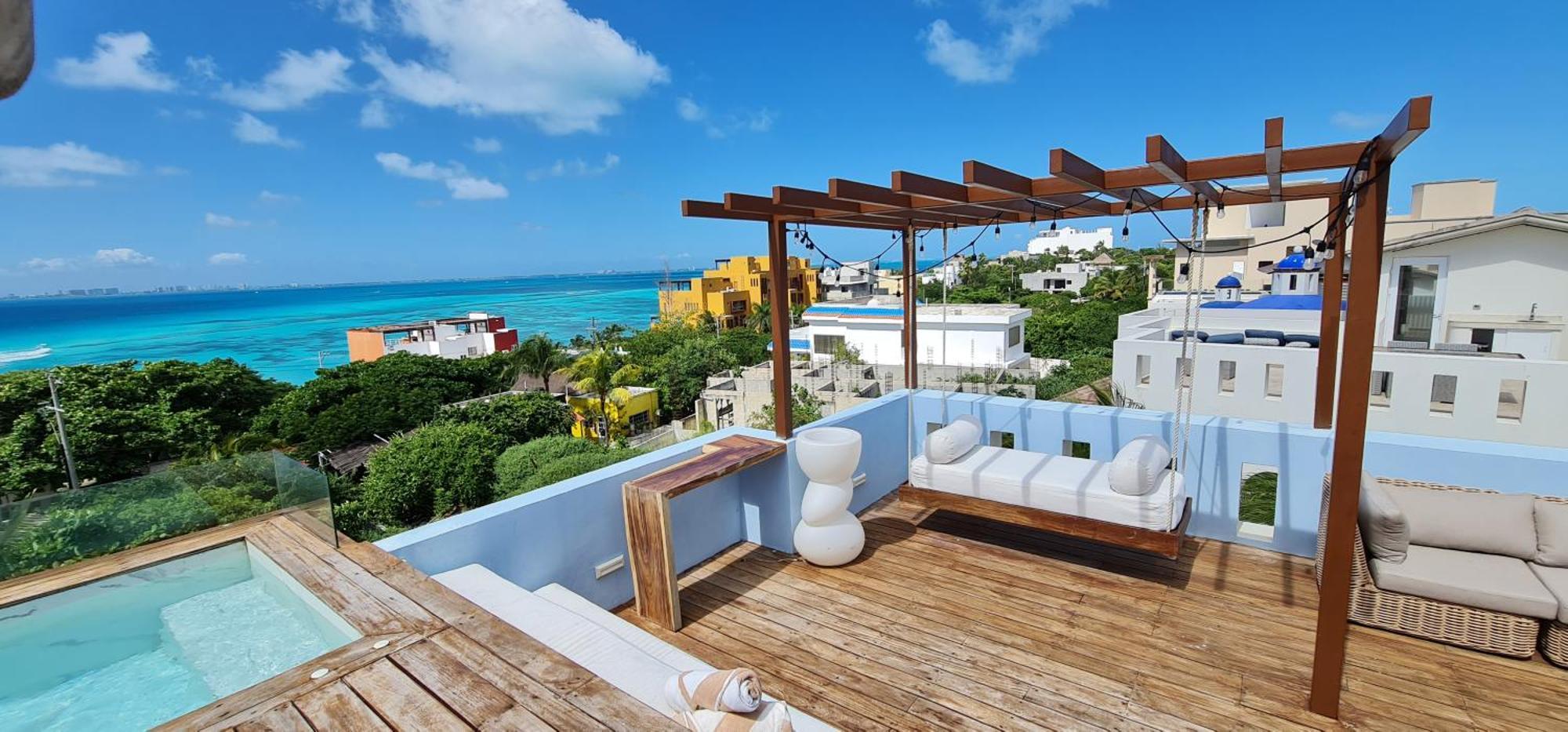 Villa Casa Reyes Stunning Rooftop Oceanview Isla Mujeres